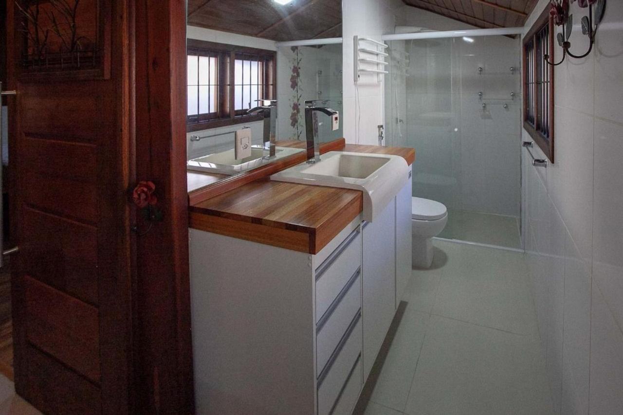 Moreira Casa Com Churrasqueira E Ar-Condicionado อูบาตูบา ภายนอก รูปภาพ